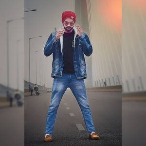 Image post by @digitalfaizaan on Instagram