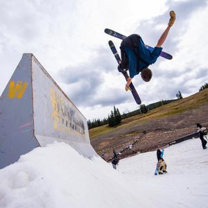 Image post by @j_skis on Instagram