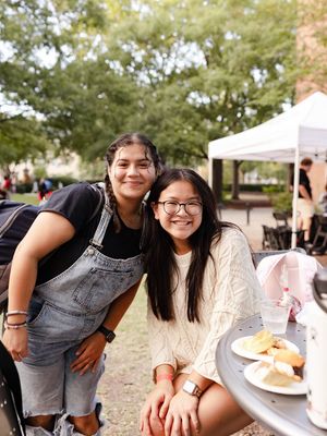 Image post by @uofschousing on Instagram