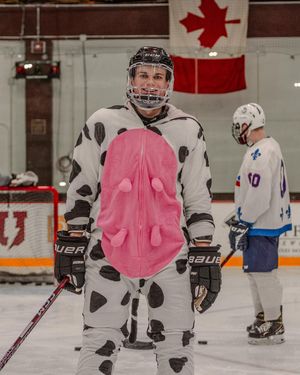 Image post by @unionclubhockey on Instagram
