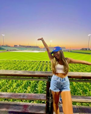 Image post by @rileykimoraa on Instagram