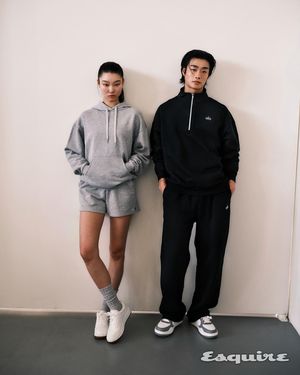 Image post by @esquire.korea on Instagram