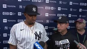 Video post by @snyyankees on Twitter