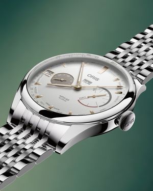 Image post by @oris on Instagram