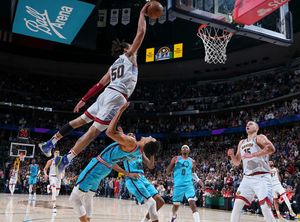 Image post by @barstoolsports on Twitter