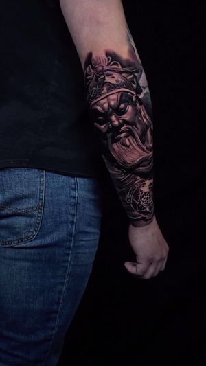 Video post by @skindesigntattoos on Instagram