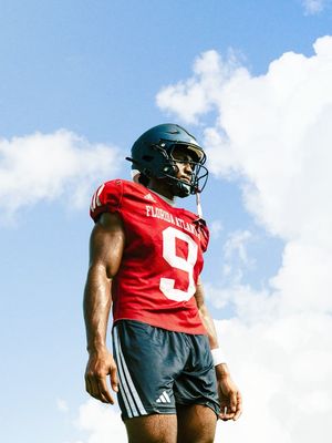 Image post by @faufootball on Instagram