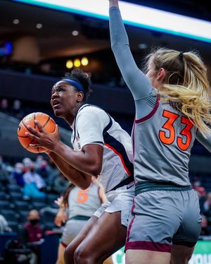 Image post by @uvawomenshoops on Instagram