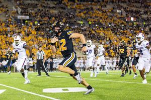 Image post by @themaneater on Instagram