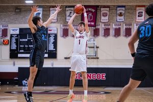 Image post by @oregonsportsphotos on Instagram