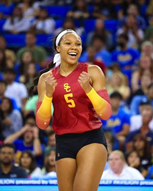 Image post by @uscwomensvolley on Instagram