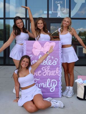 Image post by @uacrimsonettes on Instagram