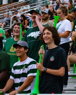 Image post by @cltgoldmine on Instagram