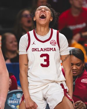 Image post by @lensofasia on Instagram