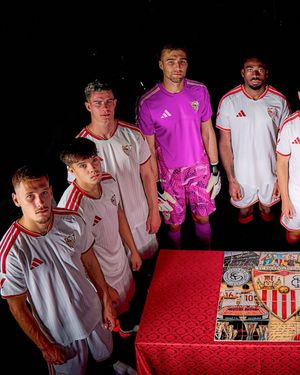 Video post by @sevillafc on TikTok