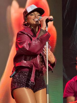 Image post by @myaplanet9 on Instagram