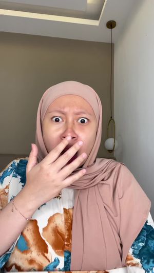 Video post by @hesfinatia on TikTok