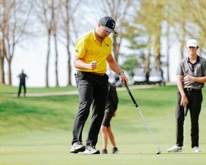 Image post by @TheIowaHawkeyes on Twitter