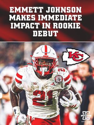 Image post by @HailVarsity on Twitter