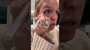 Video post by @shop.with.caroline on YouTube