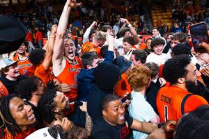 Image post by @gocamelsmbb on Instagram