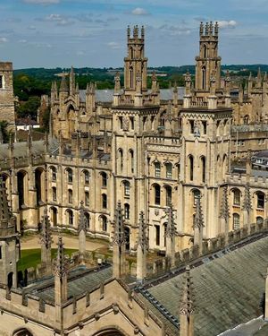 Image post by @oxford_uni on Instagram