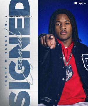 Image post by @UConnFootball on Twitter