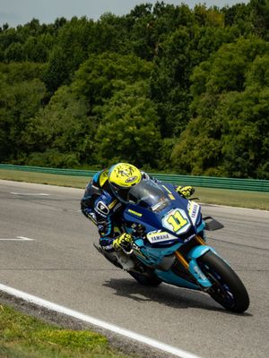 Image post by @MotoAmerica on Twitter