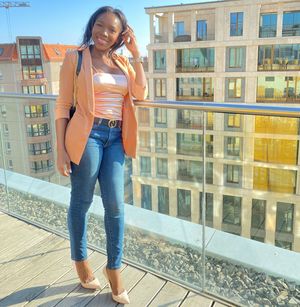 Image post by @misssharz14 on Instagram