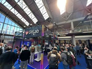 Image post by @gitlab on Twitter
