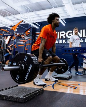 Image post by @uvamenshoops on Instagram