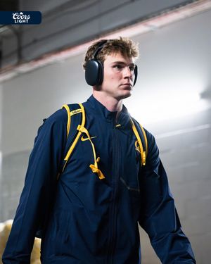 Image post by @cal_football on Instagram
