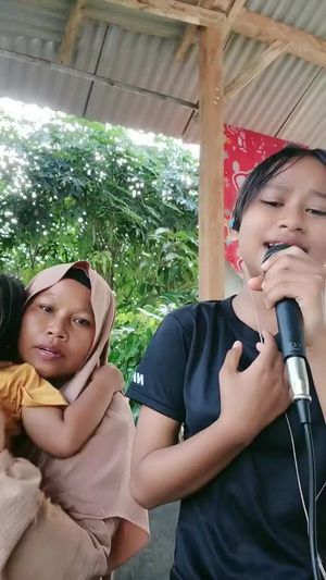 Video post by @da7april on TikTok