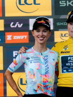 Image post by @wmncycling on Instagram