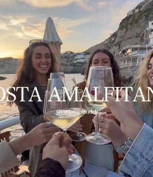 Video post by @carlotagrandeb on TikTok