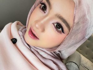 Video post by @hellodhani on TikTok
