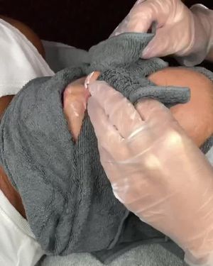 Video post by @HessBeautyBar on Facebook