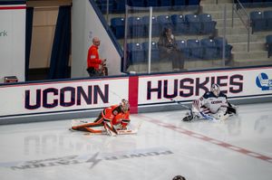 Image post by @bgfalconhockey on Instagram