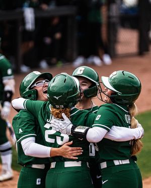 Image post by @charlottesoftball on Instagram