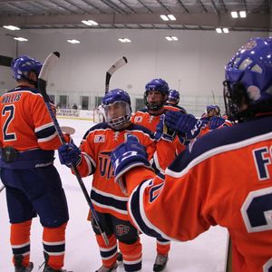 Image post by @utephockeyclub on Instagram