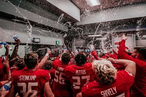 Image post by @unmlobofb on Instagram