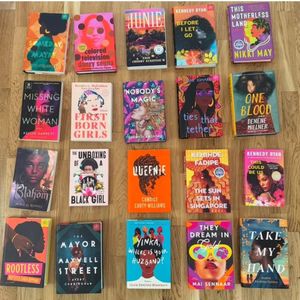 Image post by @honeyandhuebookstore on Instagram