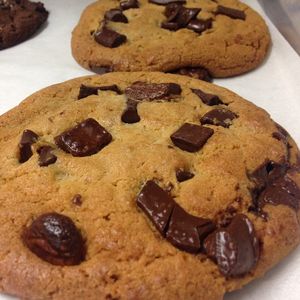 Image post by @insomniacookies on Instagram