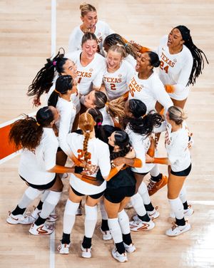 Image post by @texasvolleyball on Instagram