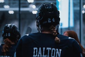 Image post by @yalewhockey on Instagram