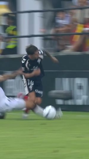 Video post by @dazn_futbol on Instagram