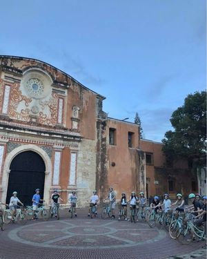 Image post by @putneystudenttravel on Facebook