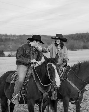 Image post by @cowgirlmagazine on Instagram