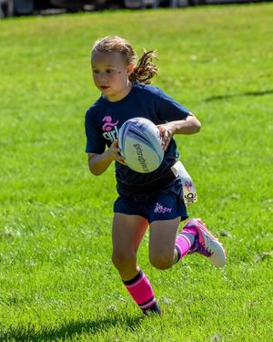 Image post by @girlsrugbysocal on Instagram