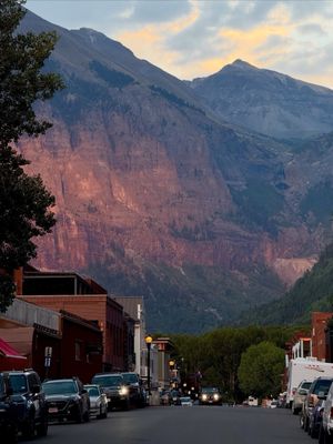Image post by @tellurideski on Instagram